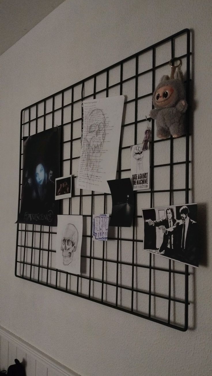 Metal Grid Panel Display