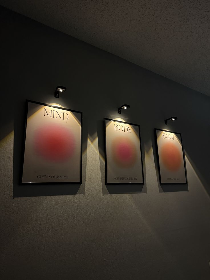 Mounted Accent Spotlight